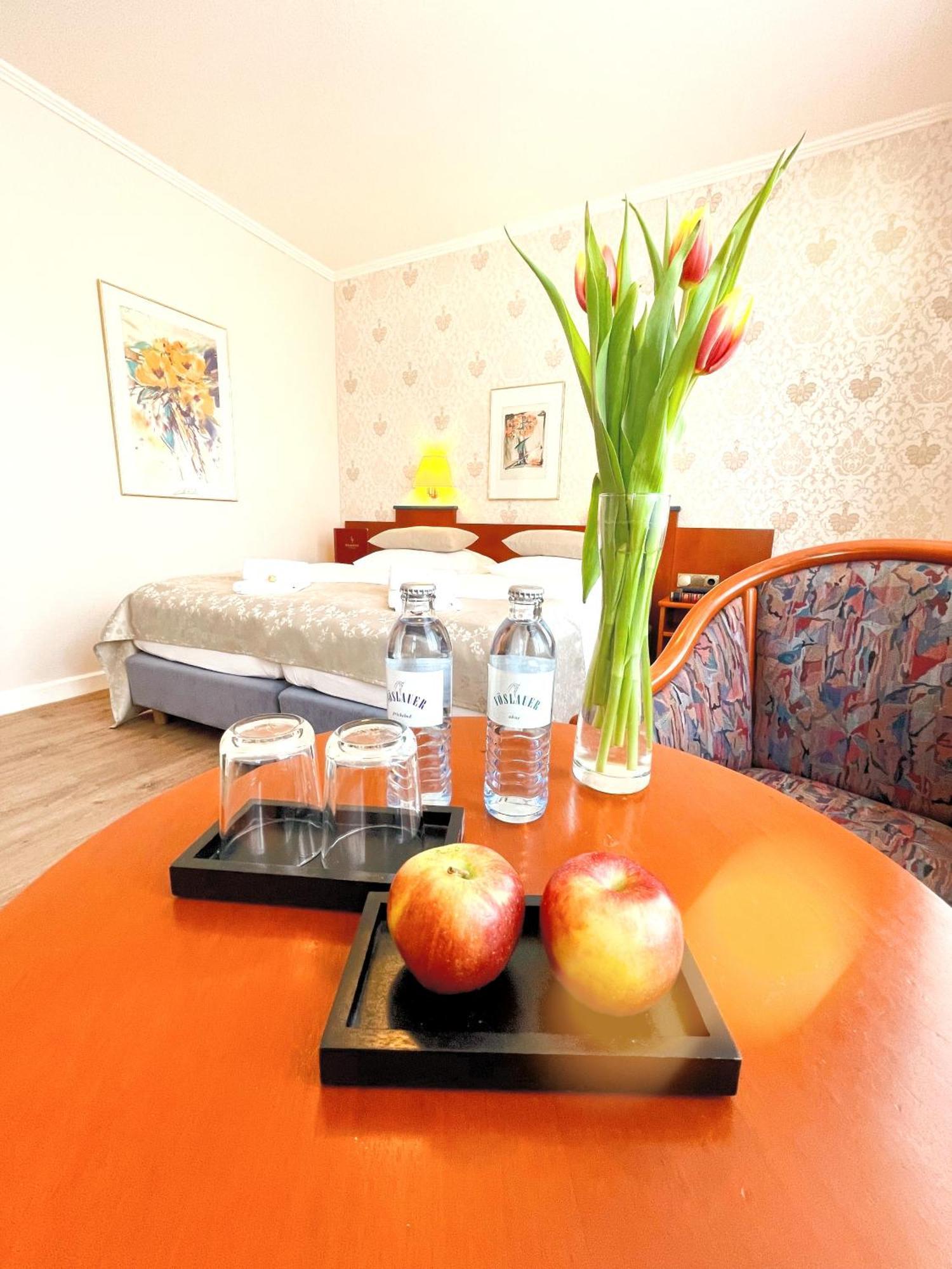 Hotel Kolossos Duesseldorf - Neuss Phòng bức ảnh